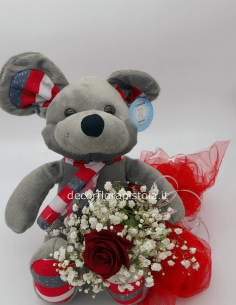 Peluche e rosa rossa